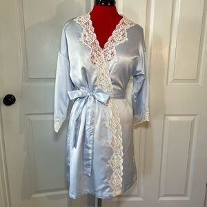 Lauren Ralph Lauren Light Blue Satin Robe w/ Lace Trim 3/4 Sleeves Womens Small